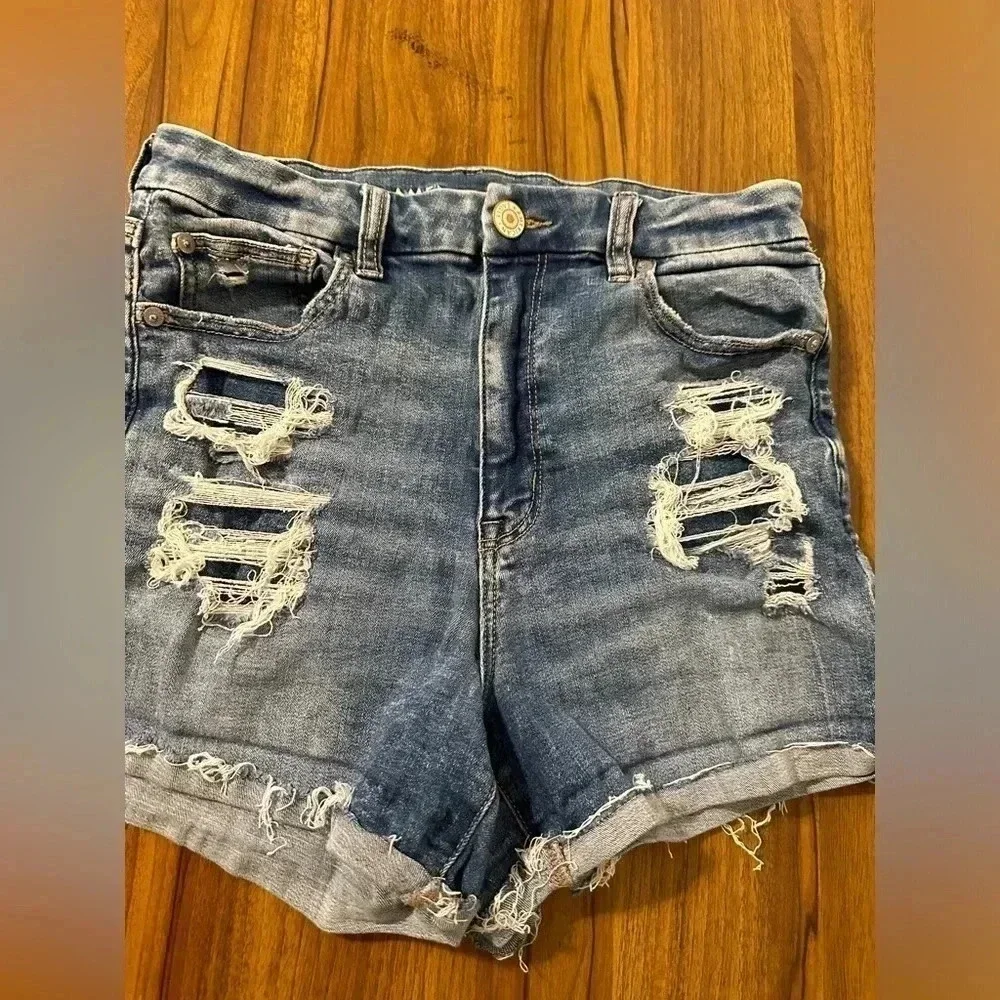 AMERICAN EAGLE Women’s Distressed Stretchy Curvy Hi-Rise Shortie Shorts Size 8 - Picture 3 of 14